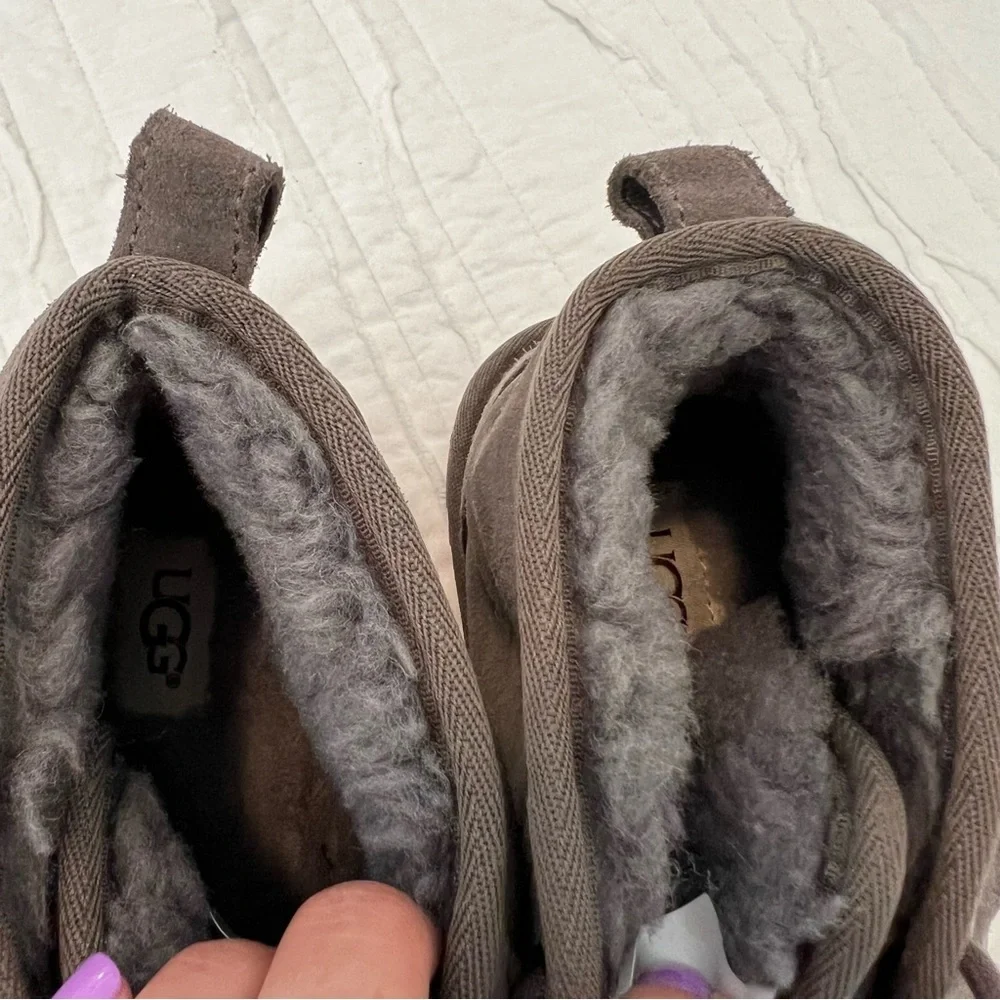 UGG gray lace
